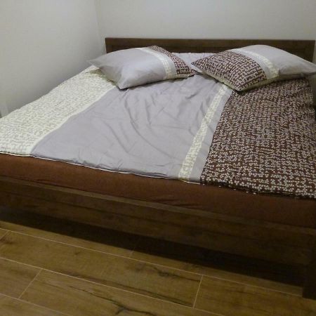 Apartament Na Brodatego Vratislav Exteriér fotografie