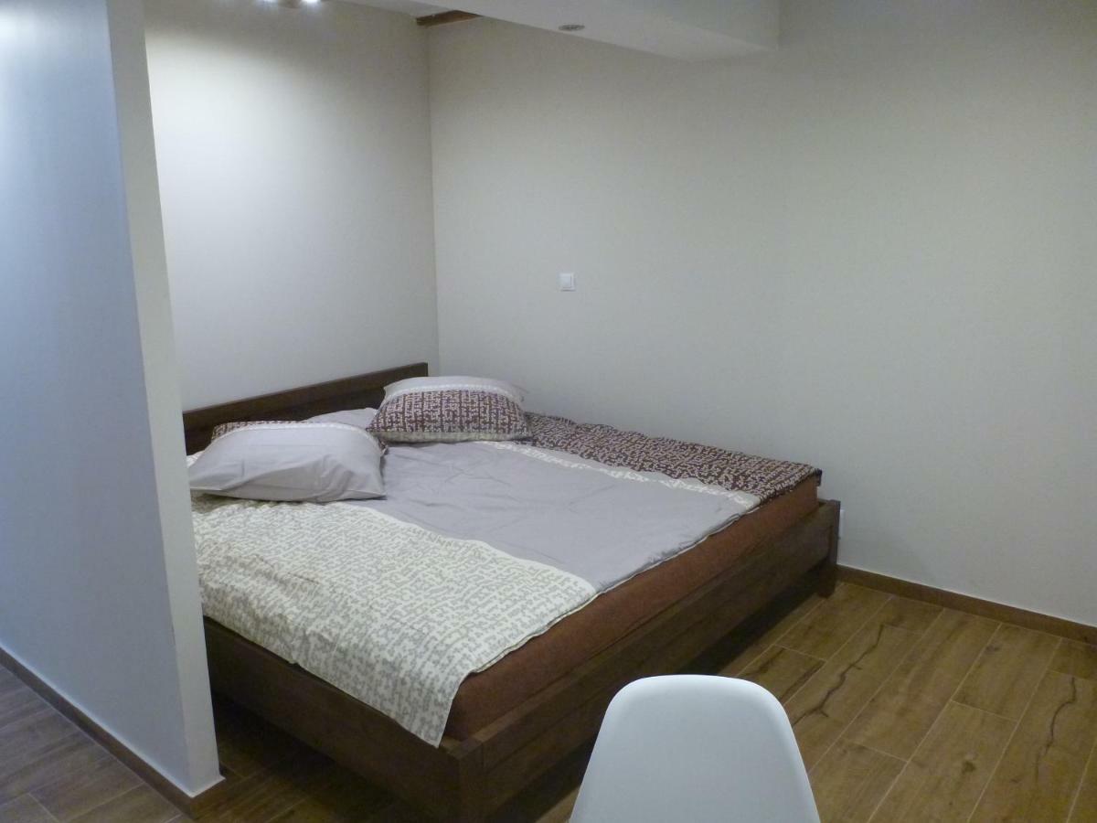 Apartament Na Brodatego Vratislav Exteriér fotografie